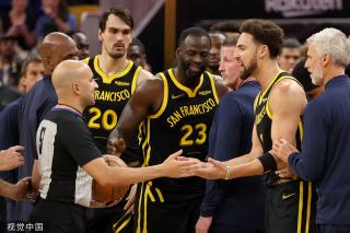 在他的带领 在他的带领