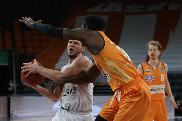 比赛中的关 比赛中的关