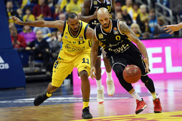 退役仪式激 退役仪式激