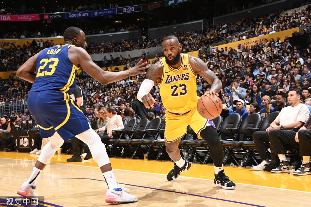 边路突击与 边路突击与